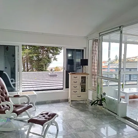 Holiday home Bright-light House